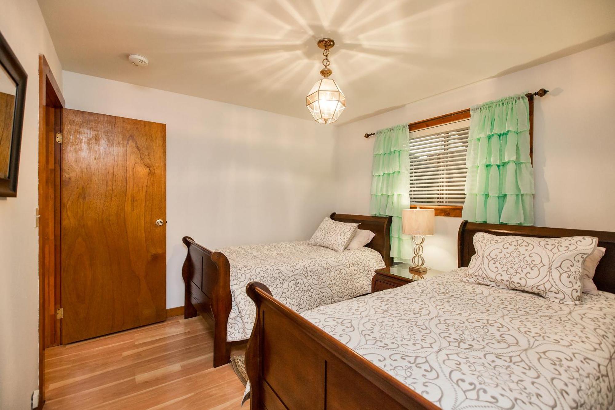 Alameda 2 Bedroom 2 Ba Apt, Ac, 3 Blocks To Beach & Shopping Center & Free Parking Exterior photo